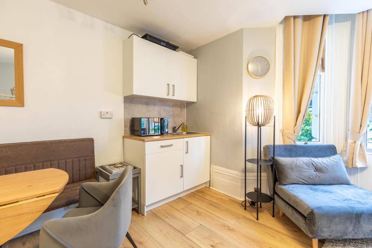 Sylish Studio Apartment Close To Station Hove Extérieur photo